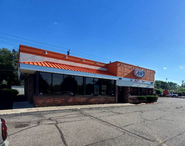 A&W Restaurant - Garden City - 32227 Ford Rd